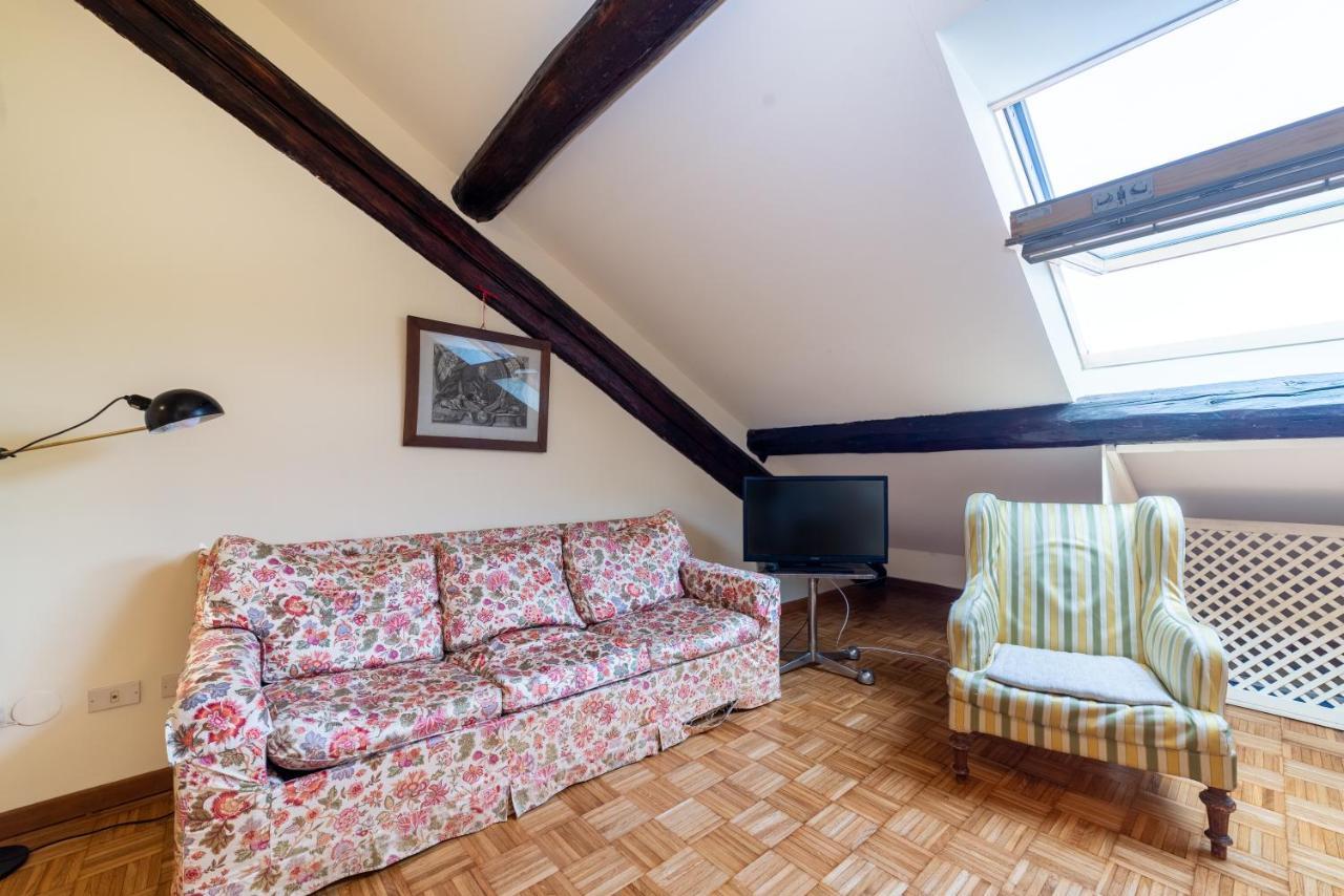 Brera - Sella Charme Apartment Castle View Милан Экстерьер фото