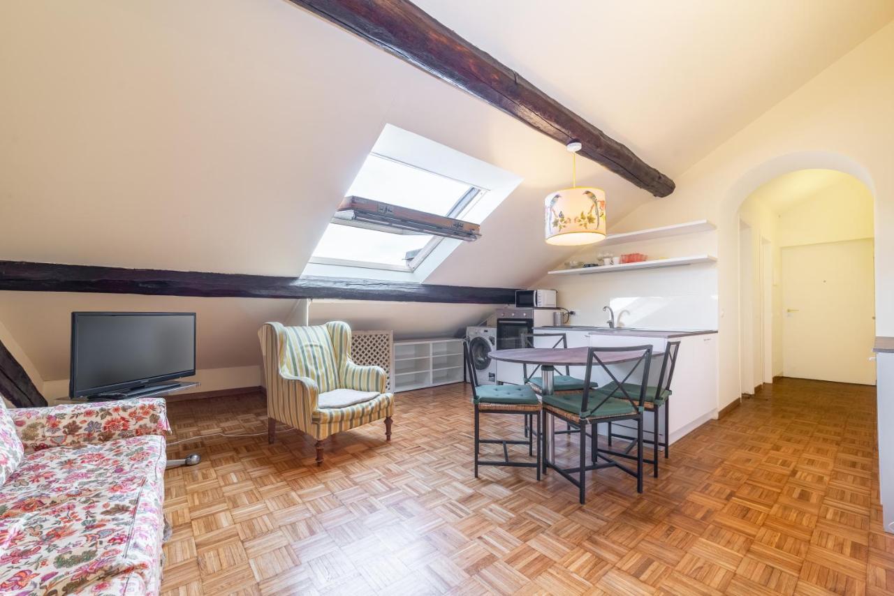 Brera - Sella Charme Apartment Castle View Милан Экстерьер фото